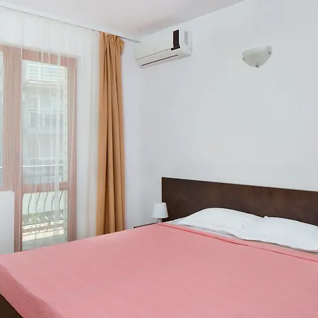 Aparthotel Complex Moskoyani 2*
