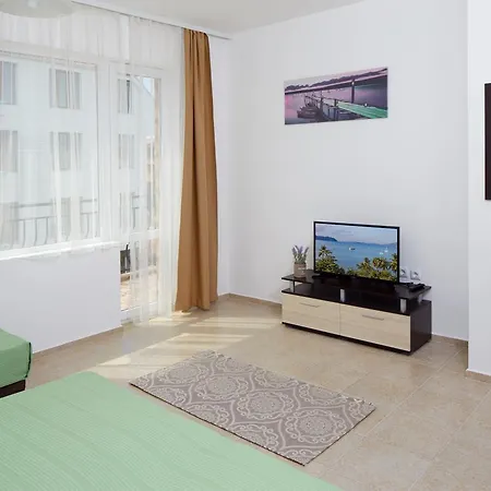 Aparthotel Complex Moskoyani 2*