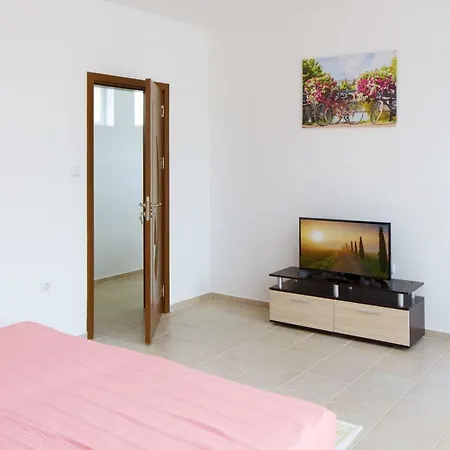 Aparthotel Complex Moskoyani 2*